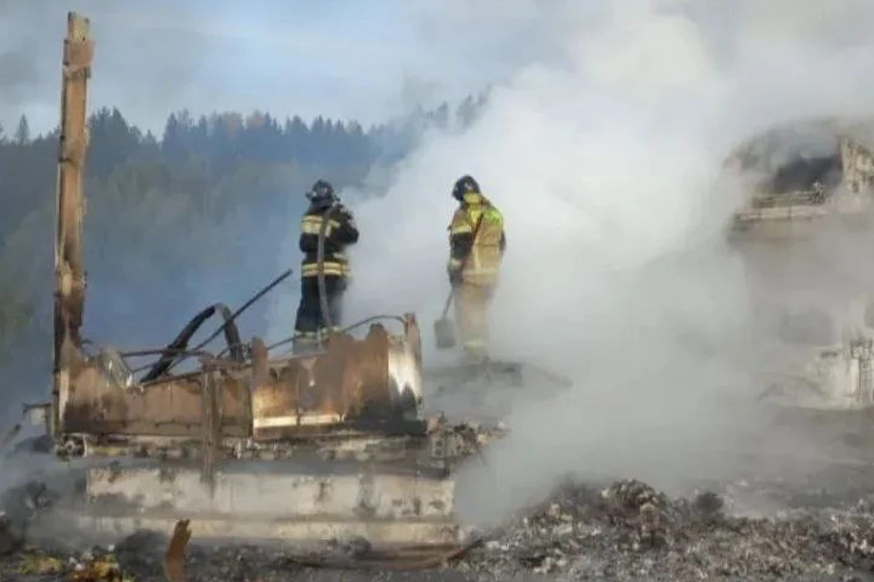 Появилось видео ДТП в Нижнеудинском районе, где столкнулись семь фур и легковушка