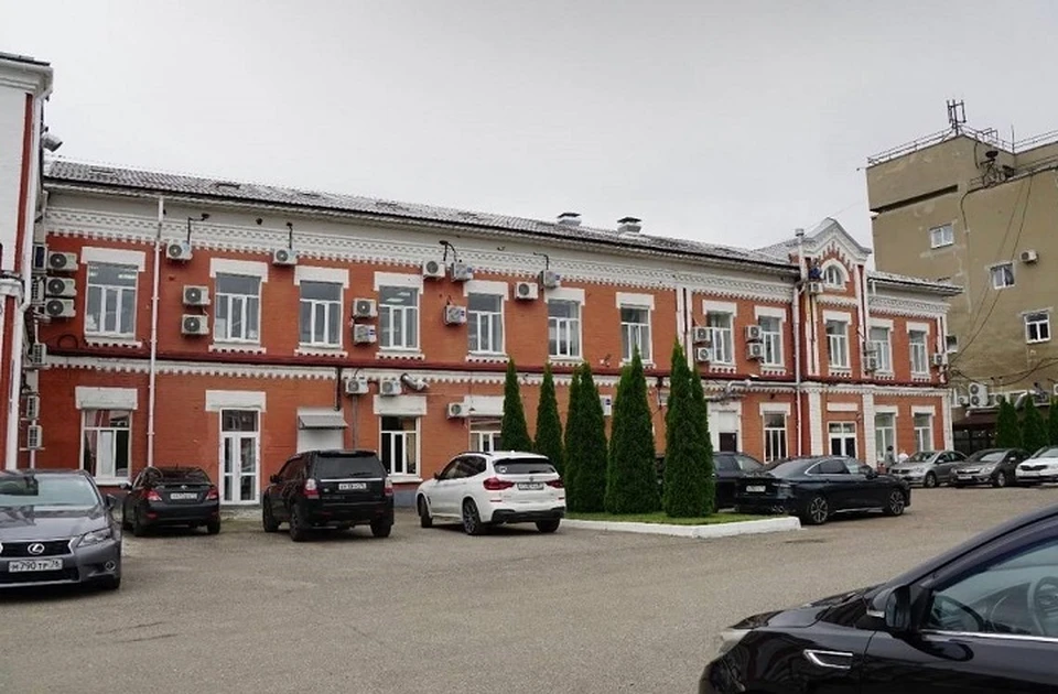 Стены корпуса помнят и купеческую эпоху, и суровые военные годы, и развитие промышленности в советское время.