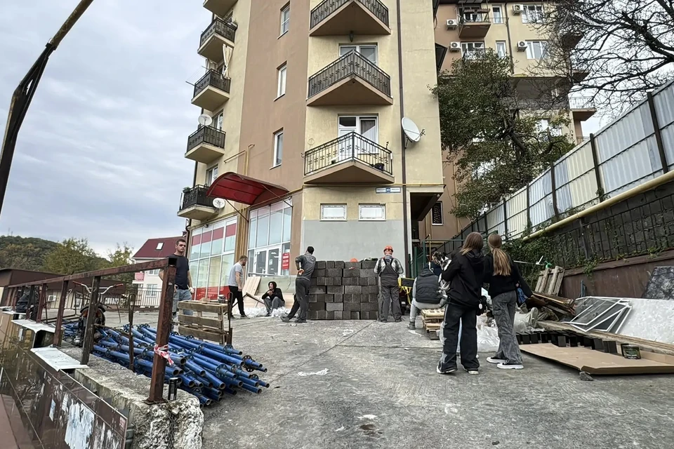 В доме идет ремонт после взрыва газа