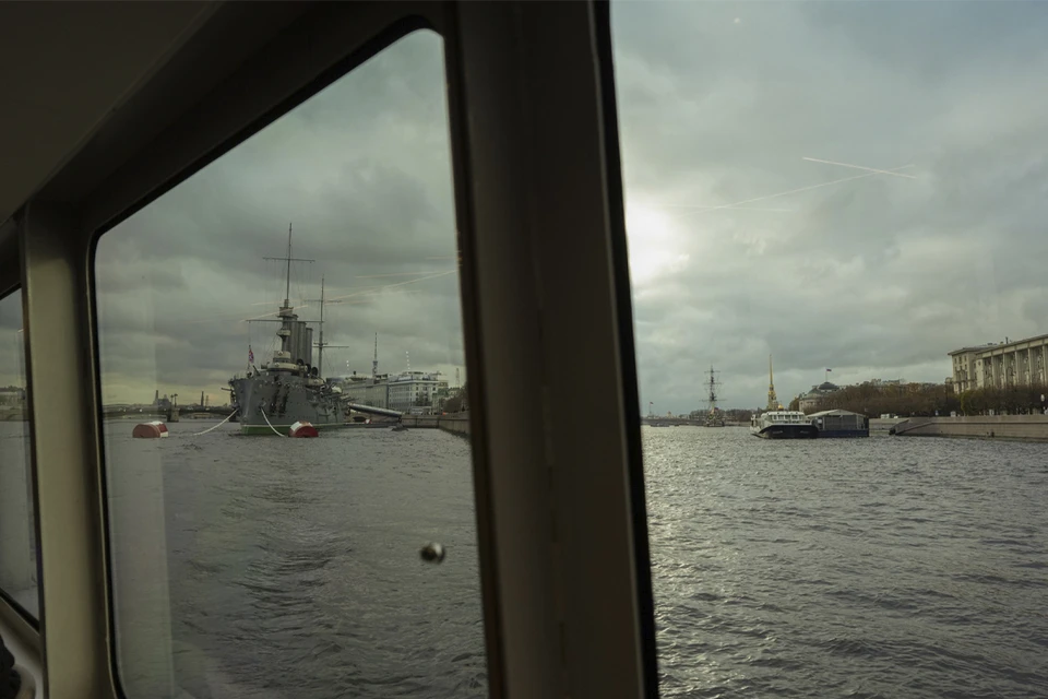 Около 5,2 млн человека прокатилось по рекам Петербурга. Фото: t.me/transportniytseh