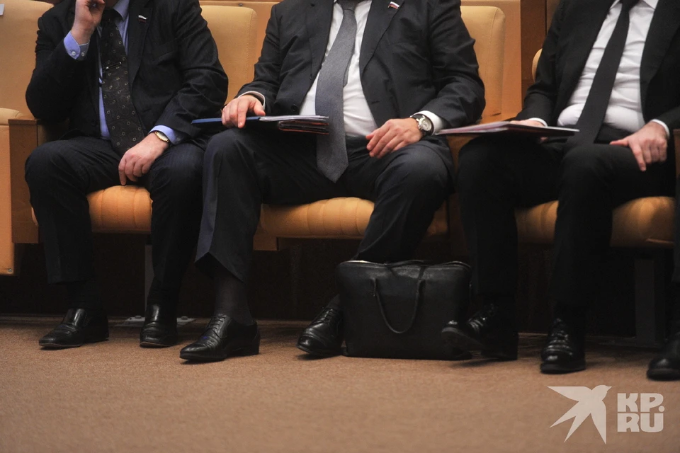 Губернатор Павел Малков пригрозил чиновникам увольнениями за бюрократические ответы на жалобы рязанцев чиновников.