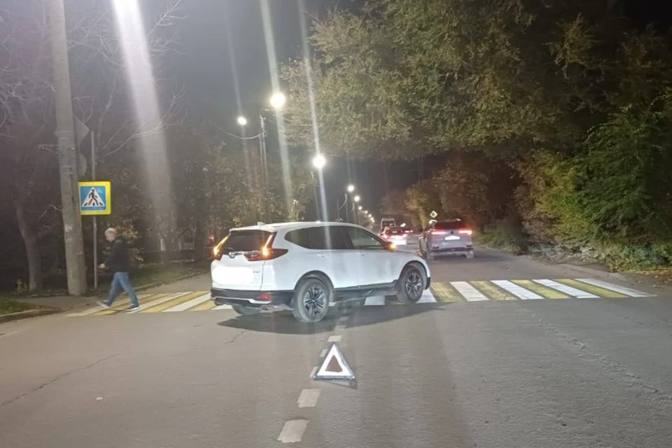 На пешеходном переходе в Ростове ранним вечером в ДТП пострадала пешеход. Фото: УГАИ по Ростовской области