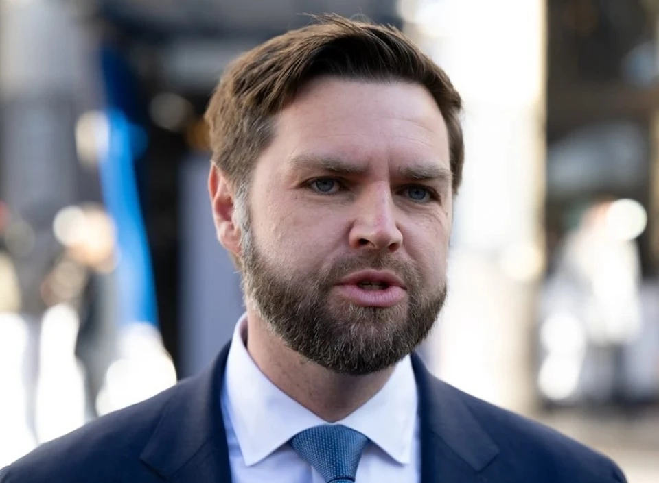 Вице-президент США Джей Ди Вэнс повторил мем о себе для Хэллоуина