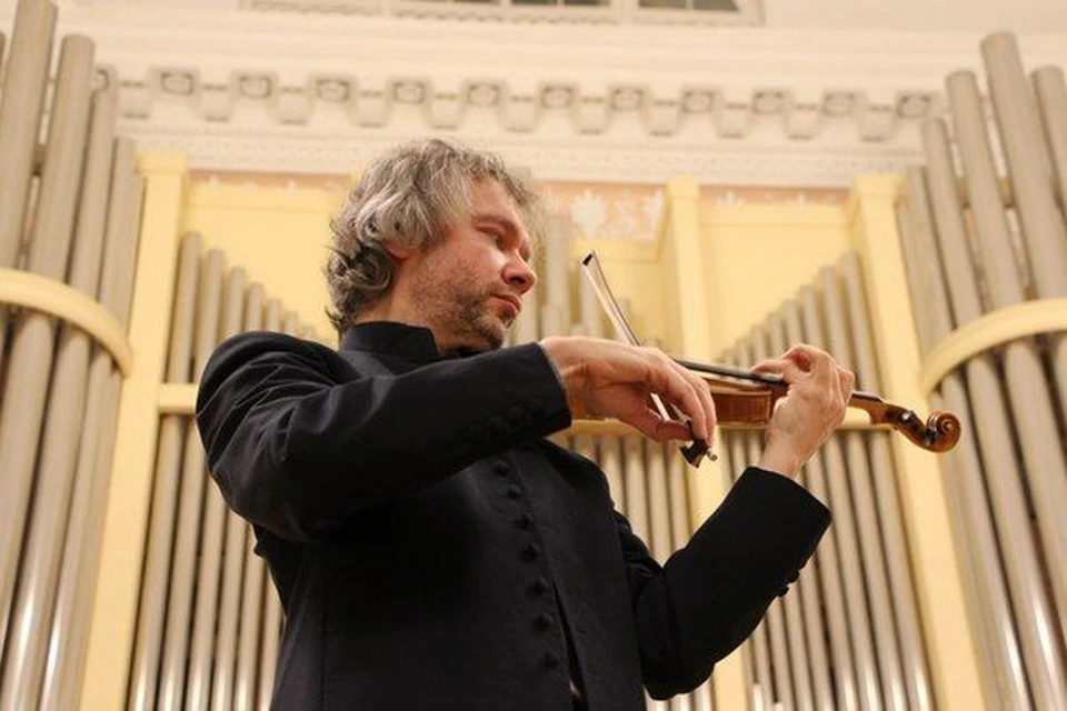 скрипач- виртуоз А. Тростянский Фото: из открытого источника