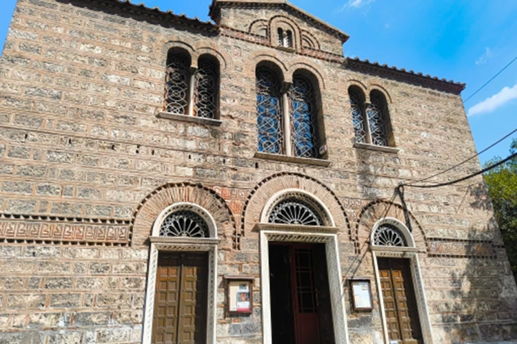 Духовная связь между народами: в Греции отметили тысячелетие храма русской общины Афин