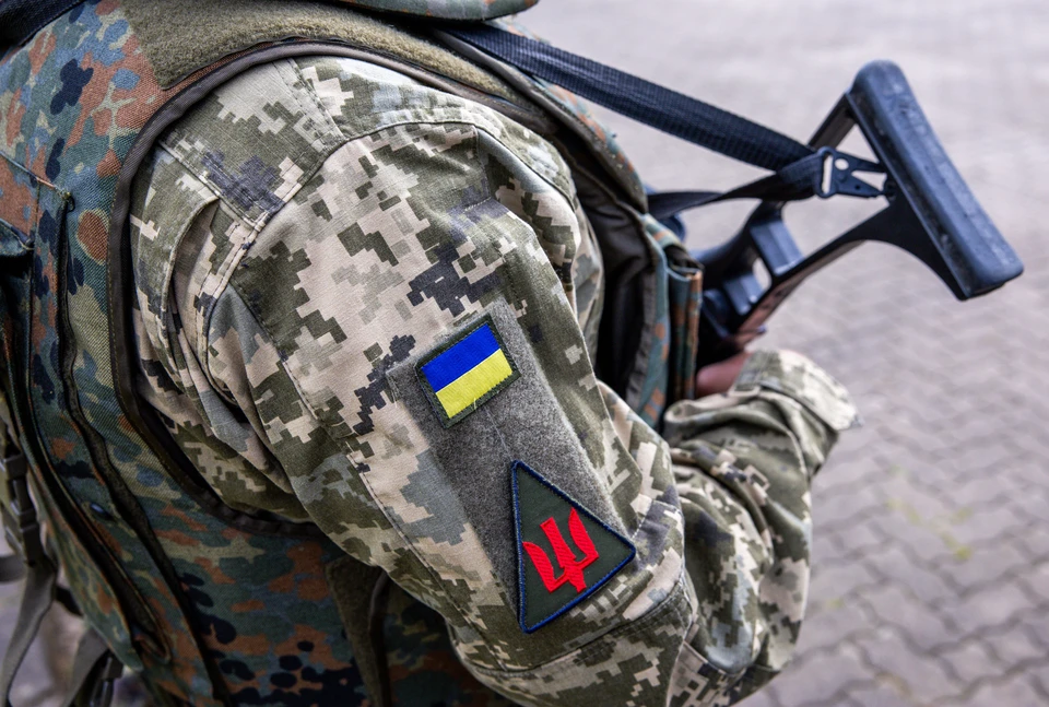 Окруженные в Красноармейске военные ВСУ начали сдаваться в плен