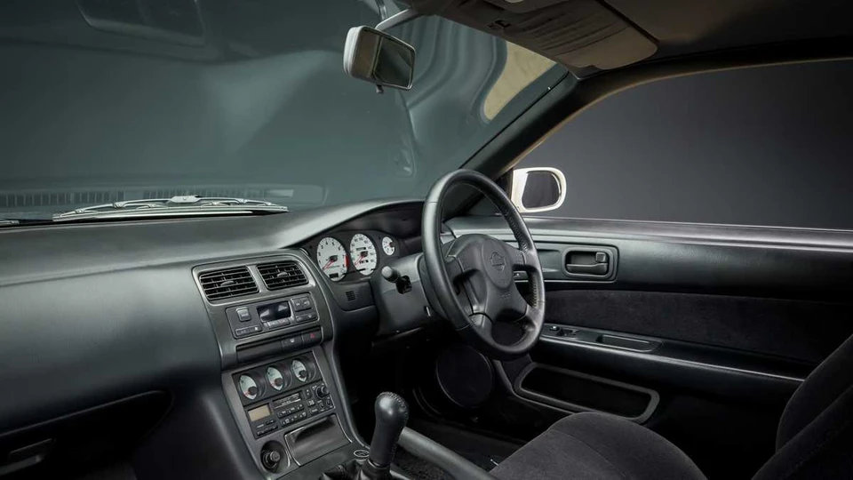 Проблемы с аккумулятором. JoshBryan / Shutterstock.com / Fotodom