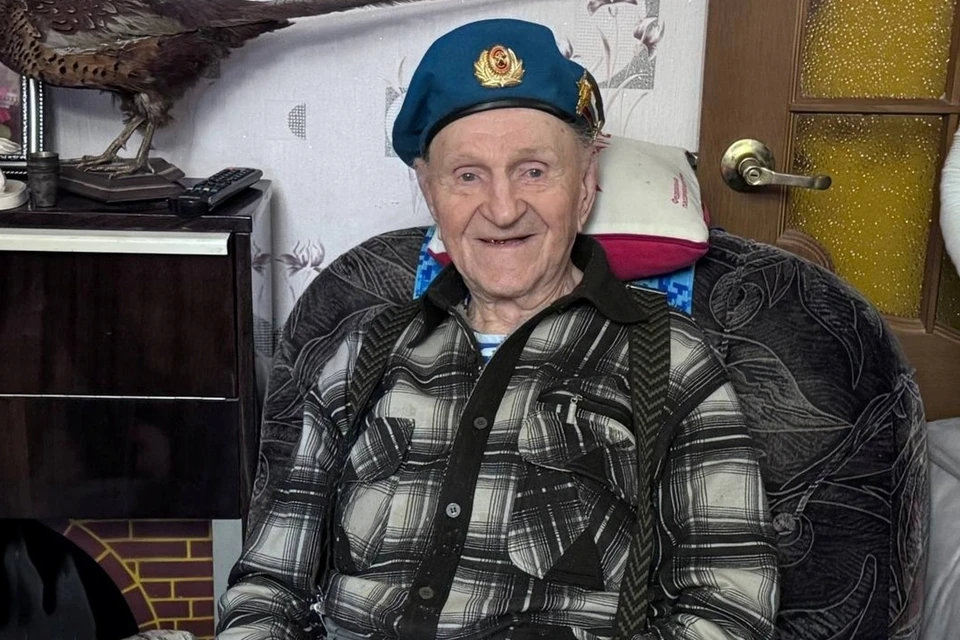 В прошлом году ветерану было присвоено звание почетного жителя Уфы. Фото: Телеграм-канал Газизьяна Ахмедьянова.