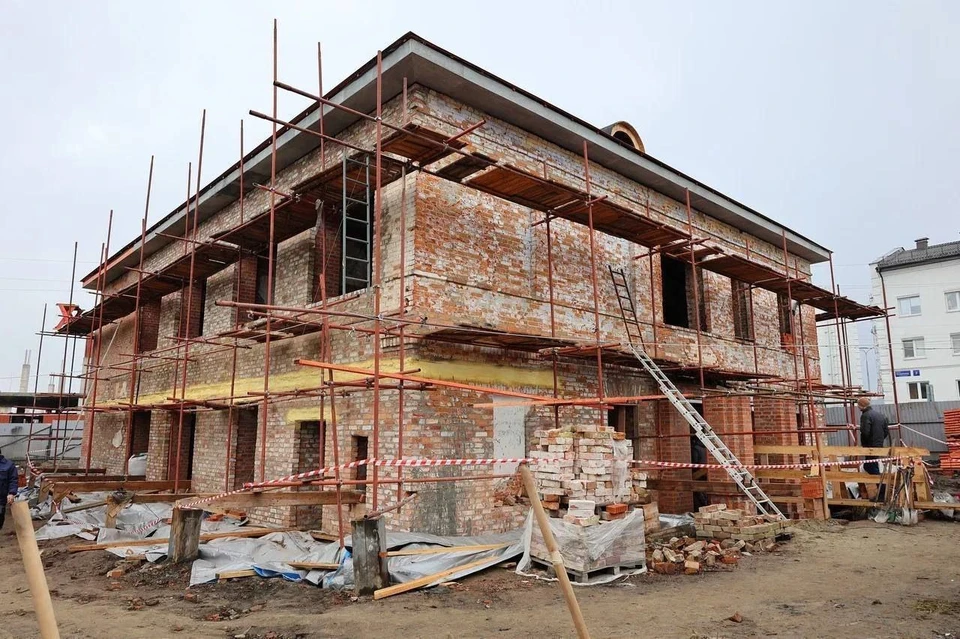 В Тобольске вовсю реставрируют памятник архитектуры конца XVII века – дом Неводчикова