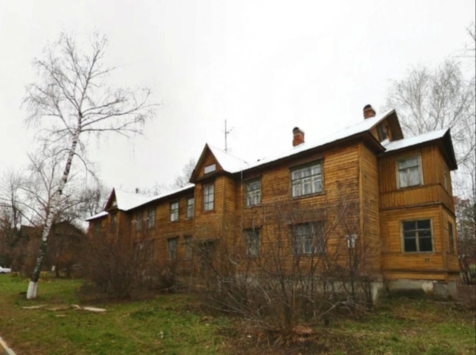 Двухэтажный аварийный дом на улице Батумской изымают под снос. Фото: Яндекс Карты