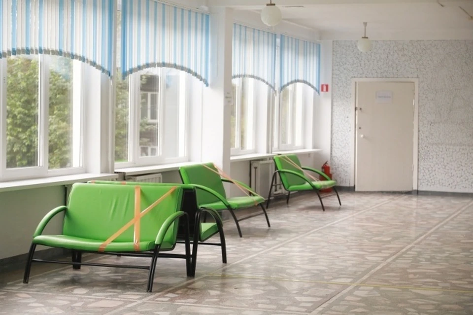 В регионе закрыли на карантин школьные классы и детсадовские группы.