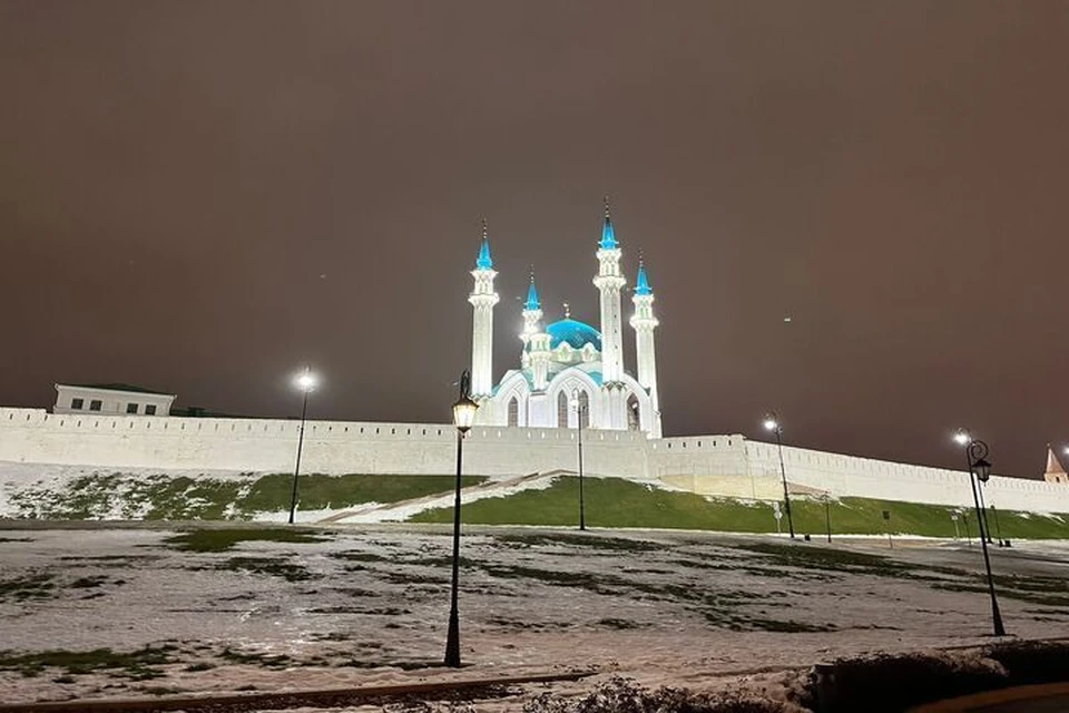 Большинство путешественников предпочитают проводить новогодние праздники в российских городах.