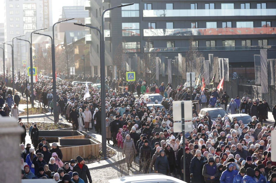 Ради крестного хода в центре города перекрывалось движение. Фото: Фонд Святой Екатерины