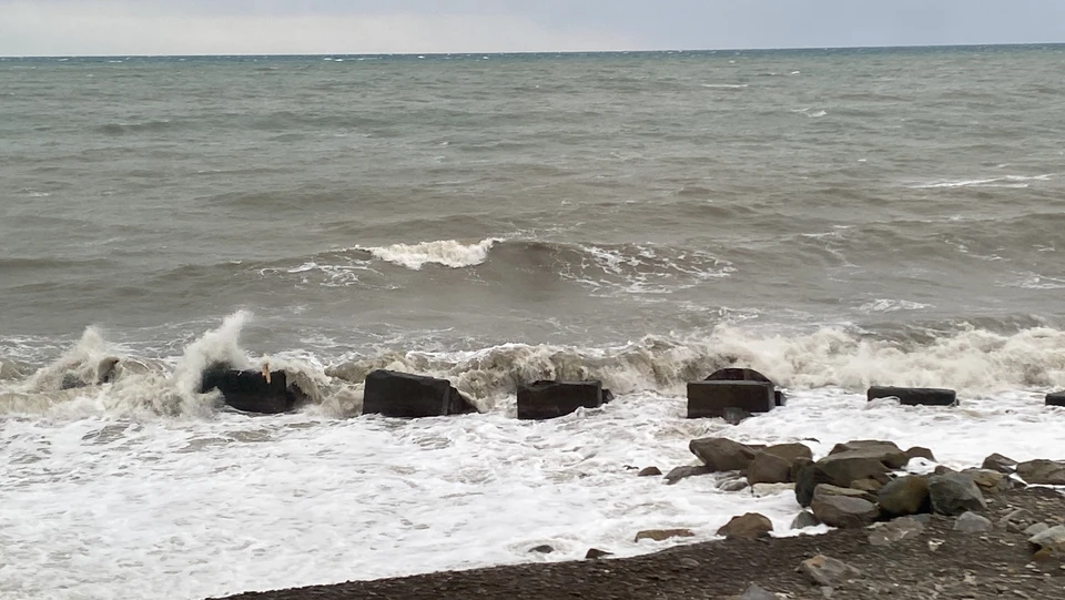 На западном побережье Камчатки прогнозируют подтопление берега морской водой