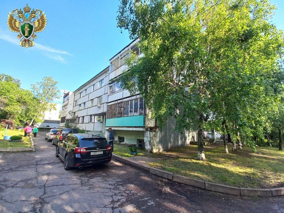 В Хабаровске дом с 57 жильцами переведут в муниципальную собственность Фото: Дальневосточная транспортная прокуратура