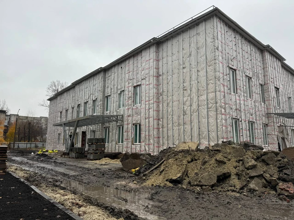 В Ульяновске подрядчик сорвал срок ремонта реабилитационного центра «Подсолнух» | ФОТО: телеграм-канал Василия Гвоздева