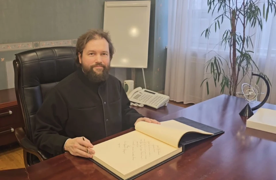 Владыка Петр побывал на Запорожской АЭС