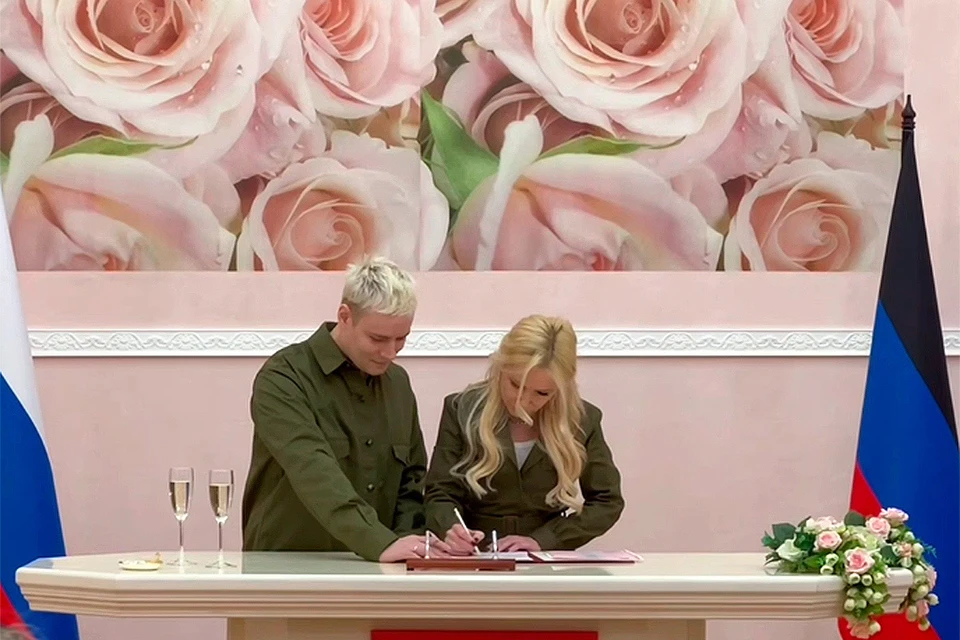 Певец SHAMAN (Ярослав Дронов) и общественный деятель Екатерина Мизулина объявили, что официально стали мужем и женой. Фото: кадр видео t.me/shaman_channel