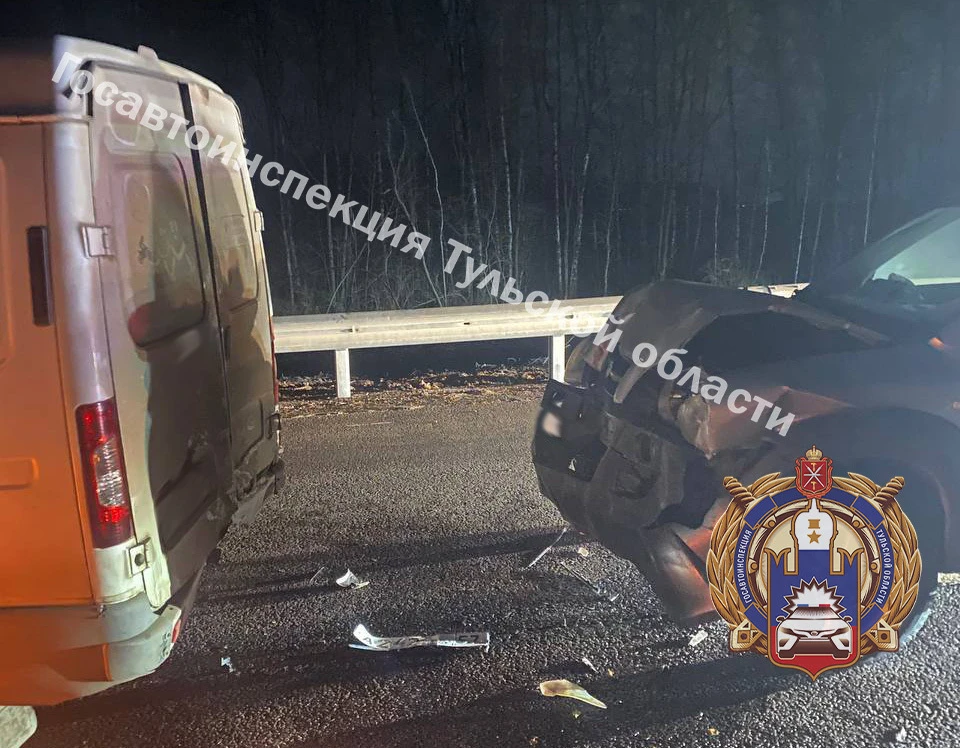 Два автомобиля столкнулись на трассе М-2 «Крым» в Щекинском районе Тульской области