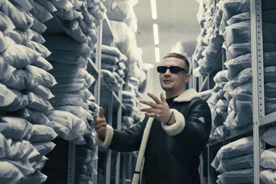 Ему грозит штраф или арест до 15 суток. Фото: gaz_live/YouTube