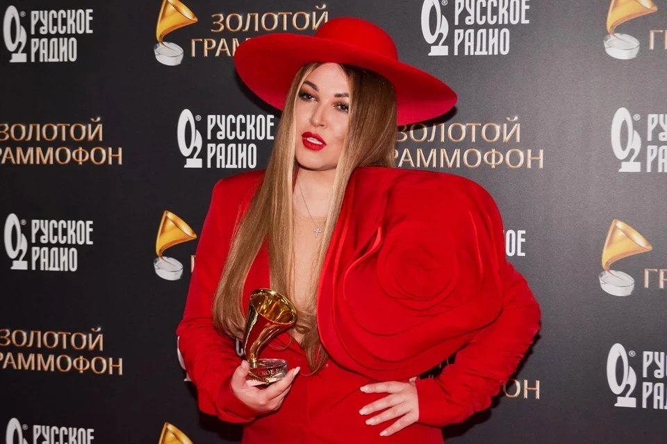 Бойфренд Дубцовой — бизнесмен: сколько зарабатывает новый возлюбленный певицы