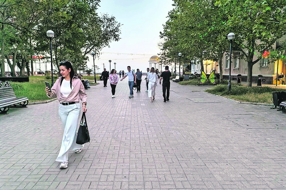 Нашему региону тоже есть что показать на конкурсе! На фото - набережная Бердянска.