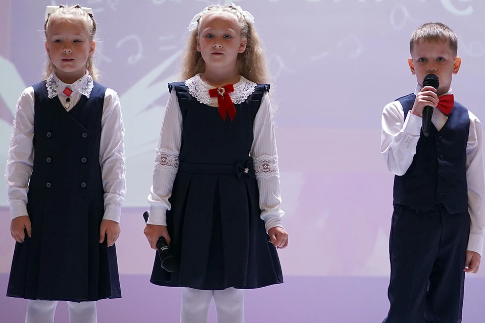 Участники могут выступать как индивидуально, так и в командах до трех человек