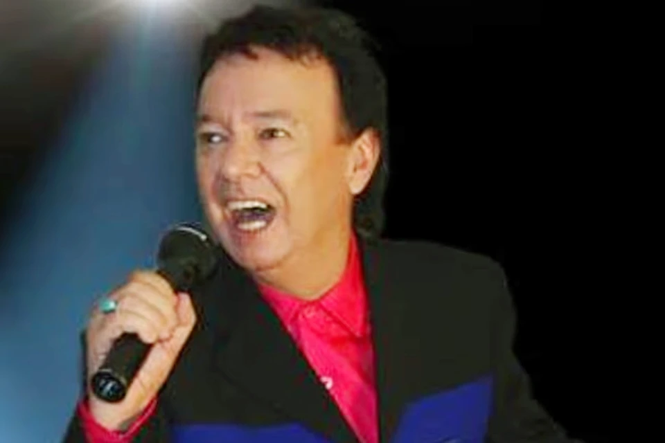 Бывший солист группы The Delltones Дэнни Майерс