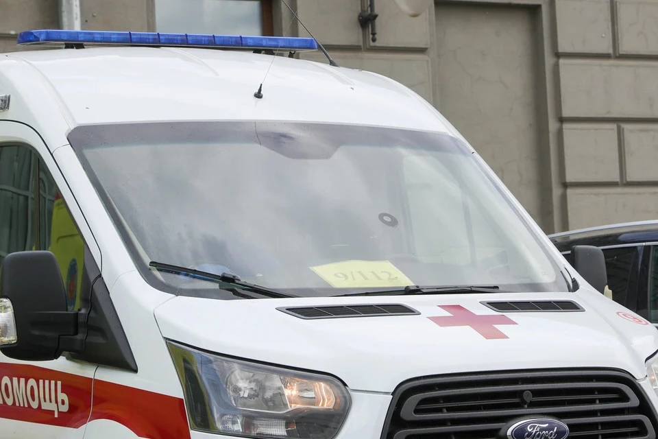 Беспилотник ВСУ атаковал машину в Курской области, ребенок получил ранения