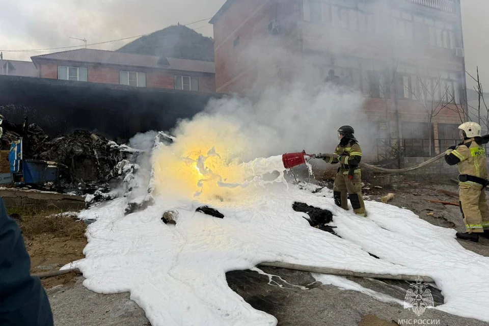 Расследованием причин крушения вертолета займется Межгосударственный авиационный комитет. Фото: Главное управление МЧС России по Республике Дагестан