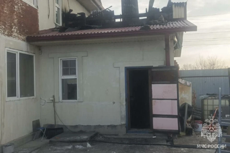 В Усольском районе дом загорелся из-за короткого замыкания бойлера.