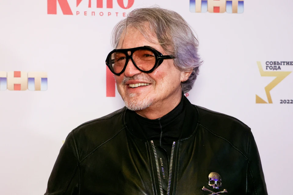 Дмитрий Дибров продает семейную виллу прямо с портретами бывшей жены Полины за 570 миллионов. Фото: Сергей Карпухин/ТАСС.