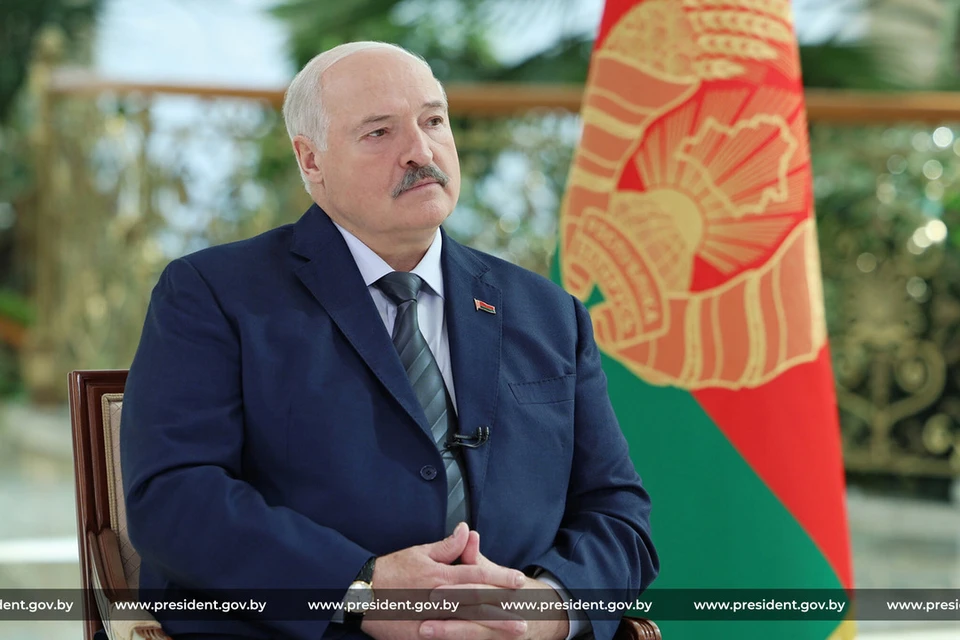 Лукашенко предупредил чиновников про использование мобильных телефонов. Снимок носит иллюстративный характер. Фото: president.gov.by