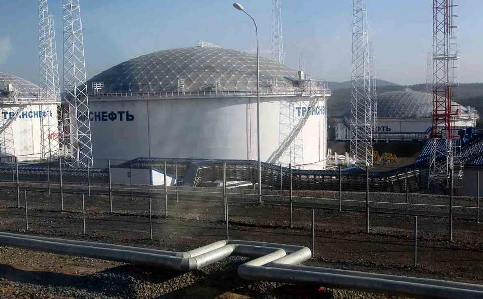 Глава МВД Бургум заявил, что США не могут позволить союзникам закупать нефть РФ