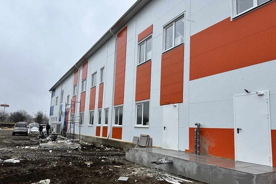 В Донецке строят новое приемное отделение и эндоскопический центр. Фото: ТГ/Толстыкина