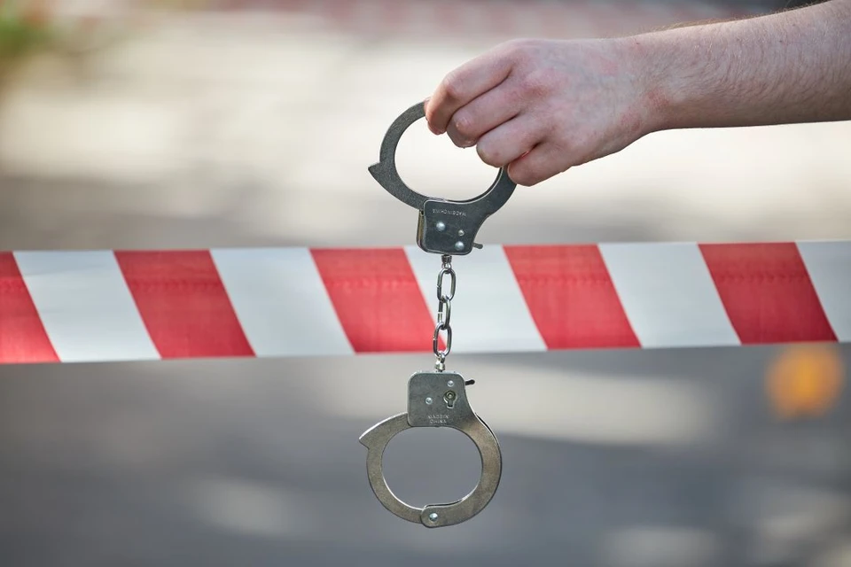 В полицию поступили четыре заявления от местных жителей, пострадавших от действий группы несовершеннолетних