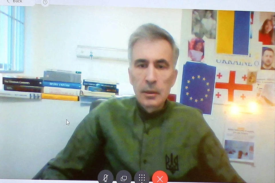 Саакашвили вернулся в тюрьму из клиники, где провел три года