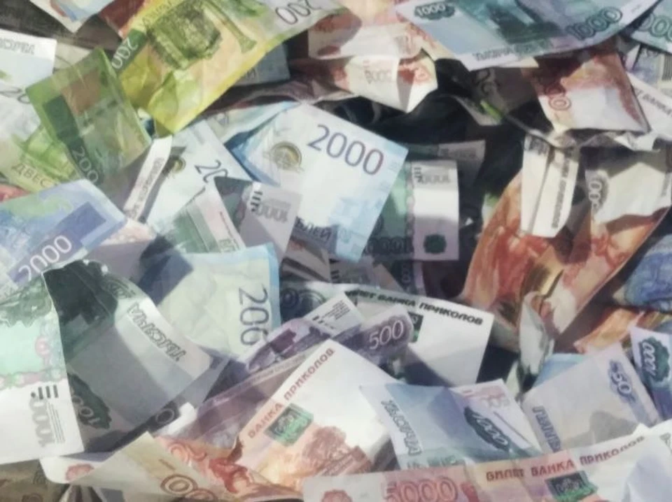 Офицер несколько лет брал взятки от военных, рассказали в суде