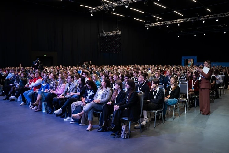 ДНР одержала три победы на масштабном федеральном форуме «ГосСтарт»