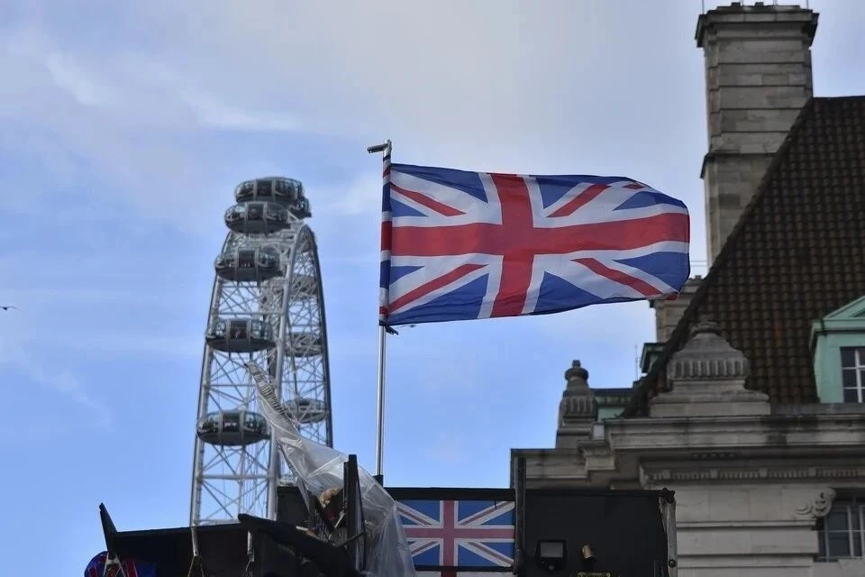 The Guardian: в пойму британской реки Черуэлл сбросили сотни тонн отходов