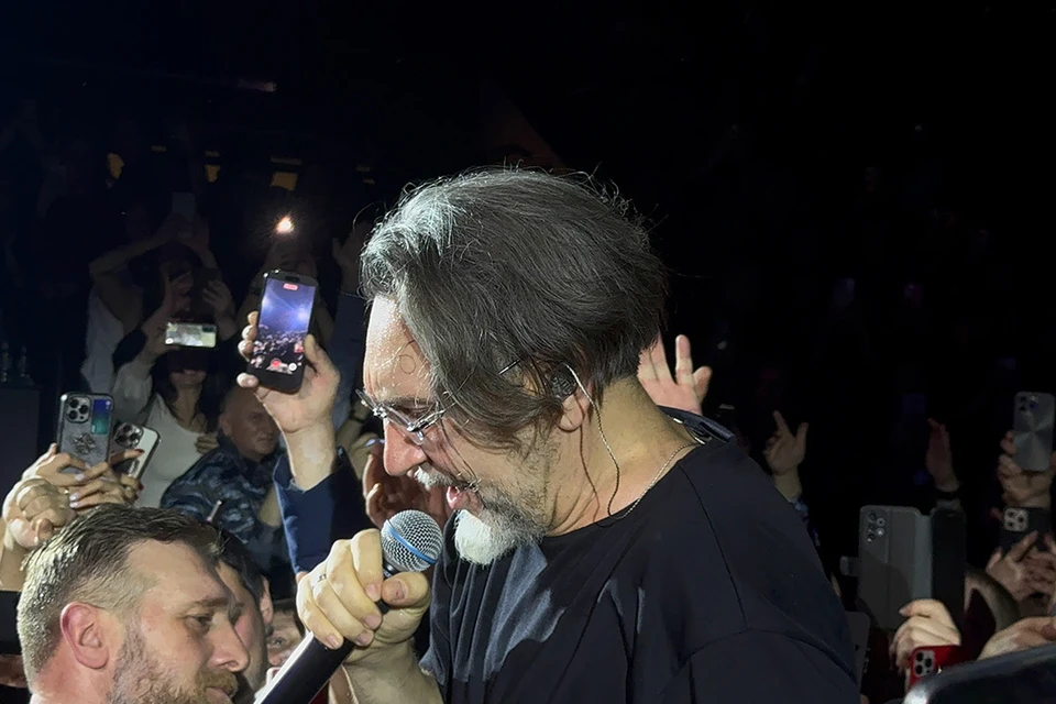 Концерт группы «Ленинград» прошёл 15 ноября в Пермском универсальном дворце спорта «Молот».