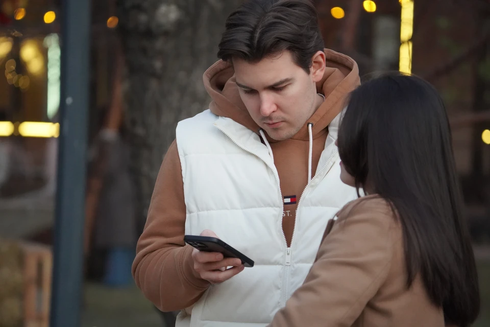 Кембриджский словарь выбрал парасоциальный словом 2025 года