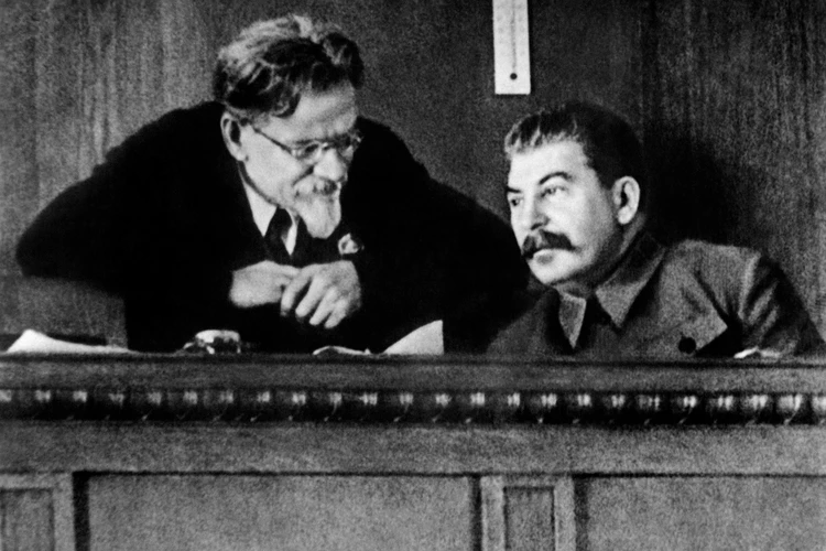 Был предан Сталину, но жену от лагерей не спас: Кем был «всесоюзный староста», имя которого в России до сих пор носят более 3 тысяч улиц