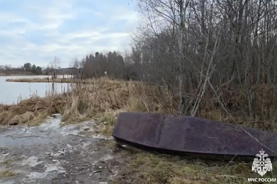 Тело рыбака нашел местный житель. Фото: скриншот видео МЧС Удмуртии