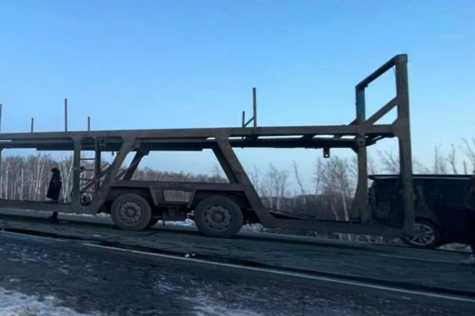 Водитель DAF погиб до приезда медиков. Фото: Госавтоинспекция Новосибирской области