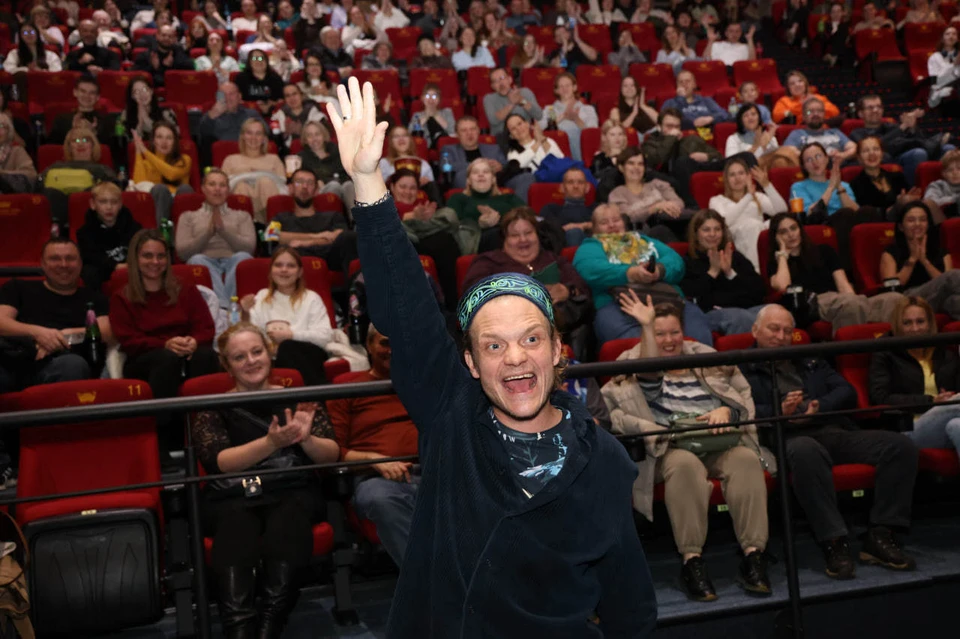 Актер Евгений Ткачук представил нижегородцам приключенческий фильм «Волчок»