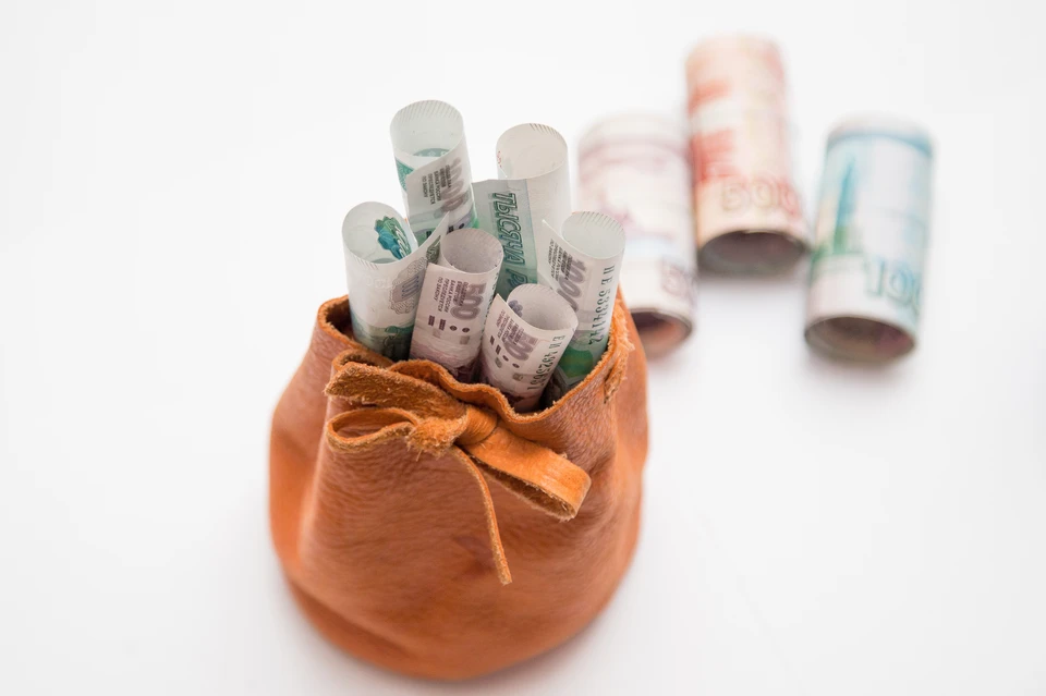 Деньги в качестве подарка налогом не облагаются