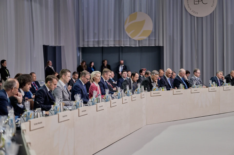 Профессор Пелличчиари уличил ЕС в стремлении выиграть время с помощью Украины