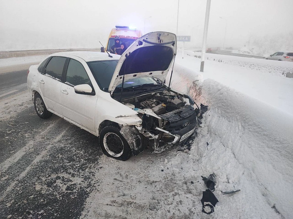 По фактам аварий проводятся проверки. Фото: Госавтоинспекция по Мурманской области