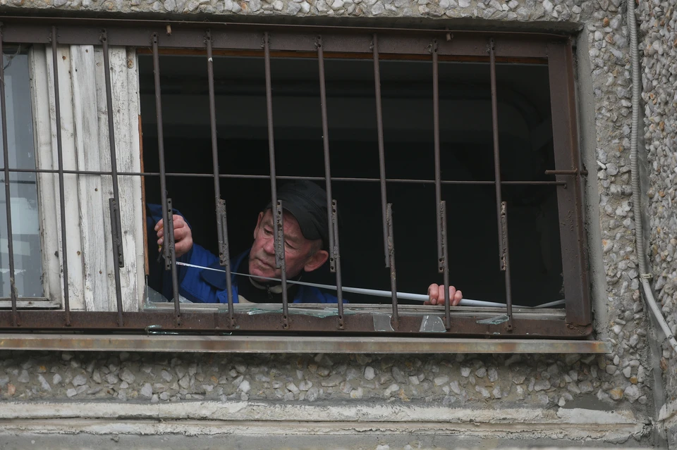 На данный момент также ведутся поквартирные обходы для уточнение ущерба.